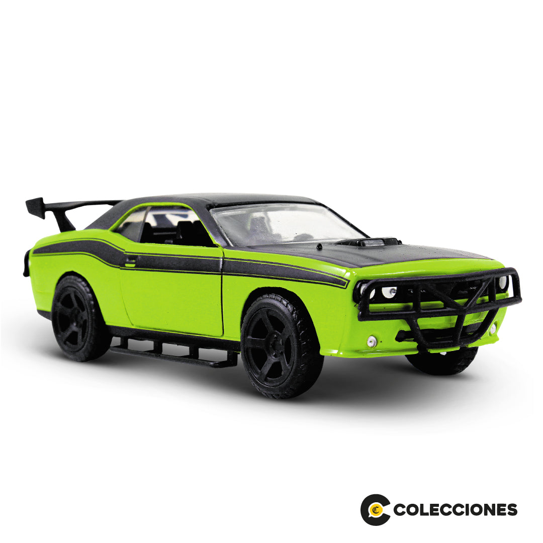 R&F06 - LETTY S DODGE CHALLENGER SRT8