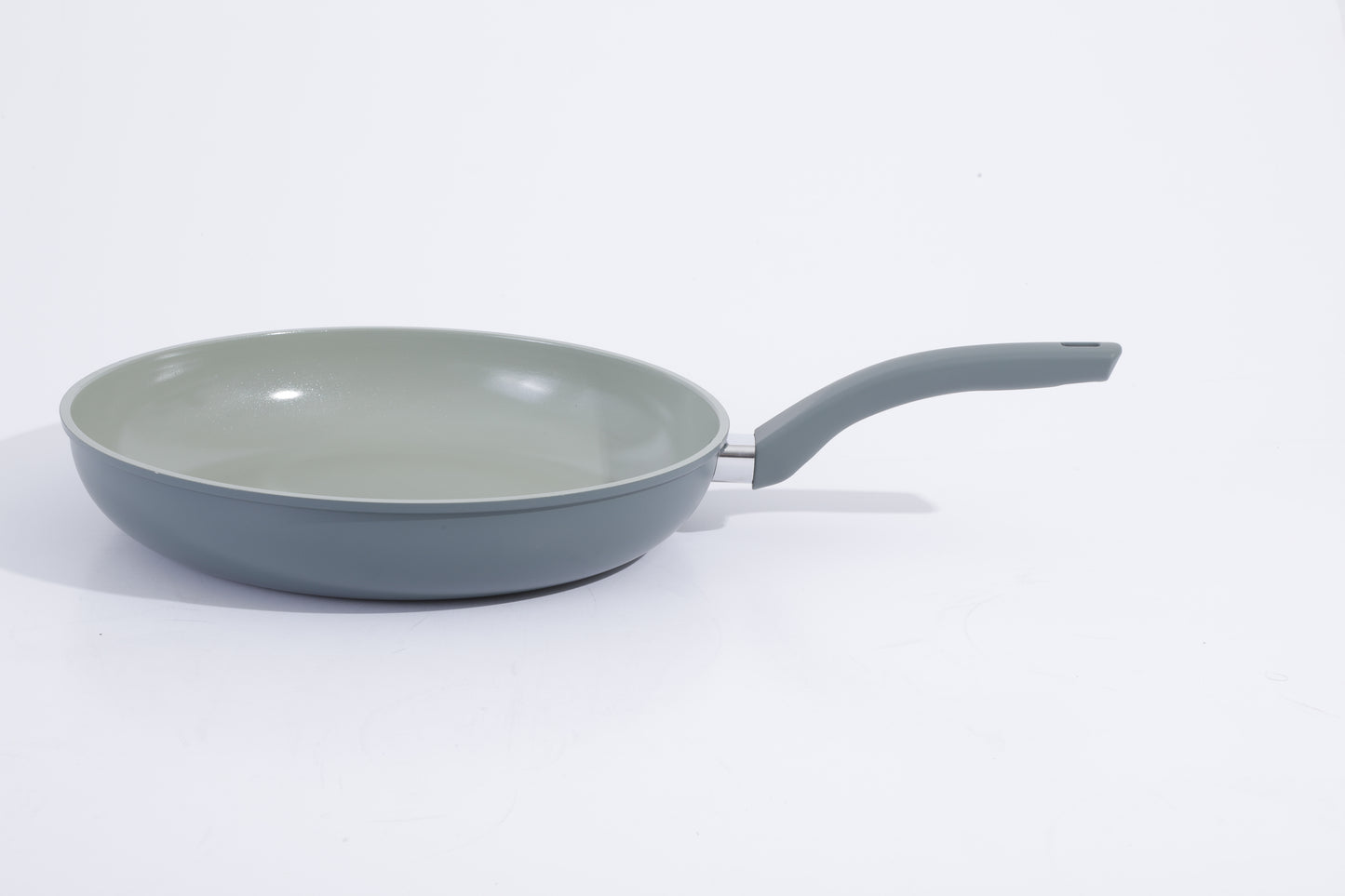 OSTER SARTEN CERÁMICA 24CM SUTTERVILLE + RECETARIO